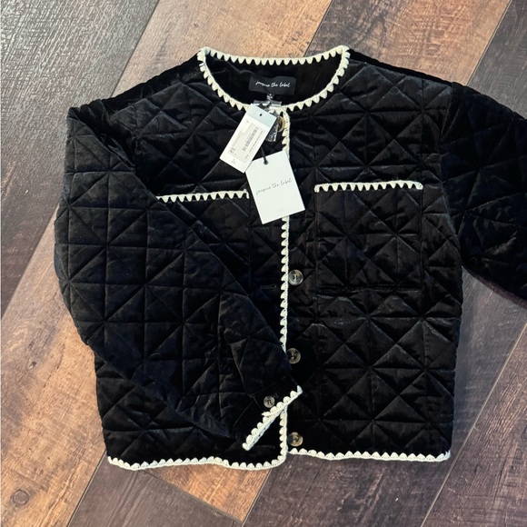 Jacquie the Label Quilted Velvet JacketSize Small 🖤